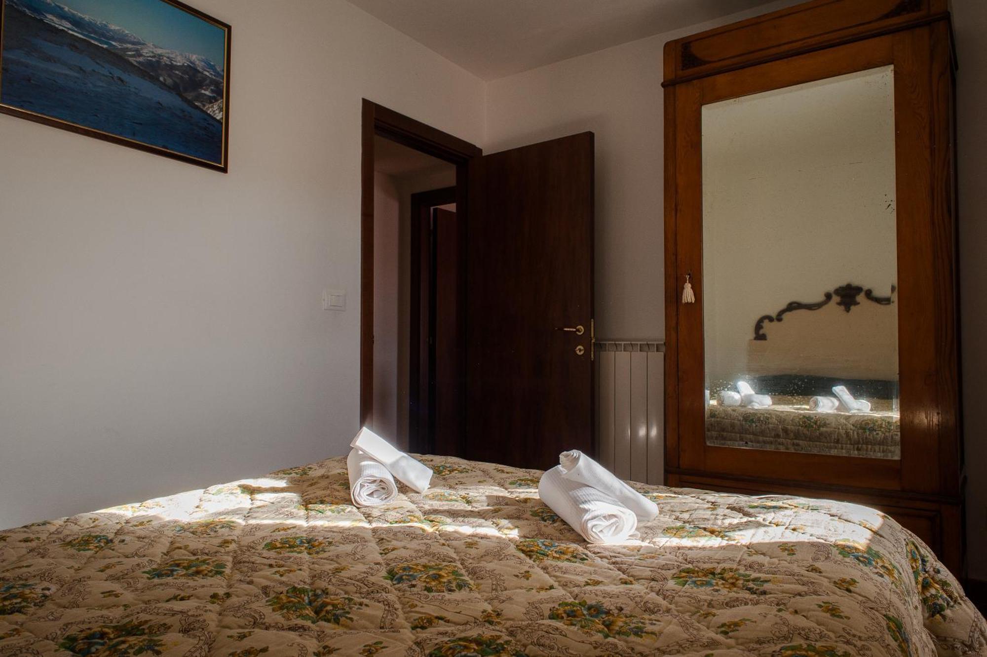 Appartement Casa Ladyhawke à Santo Stefano Di Sessanio Extérieur photo